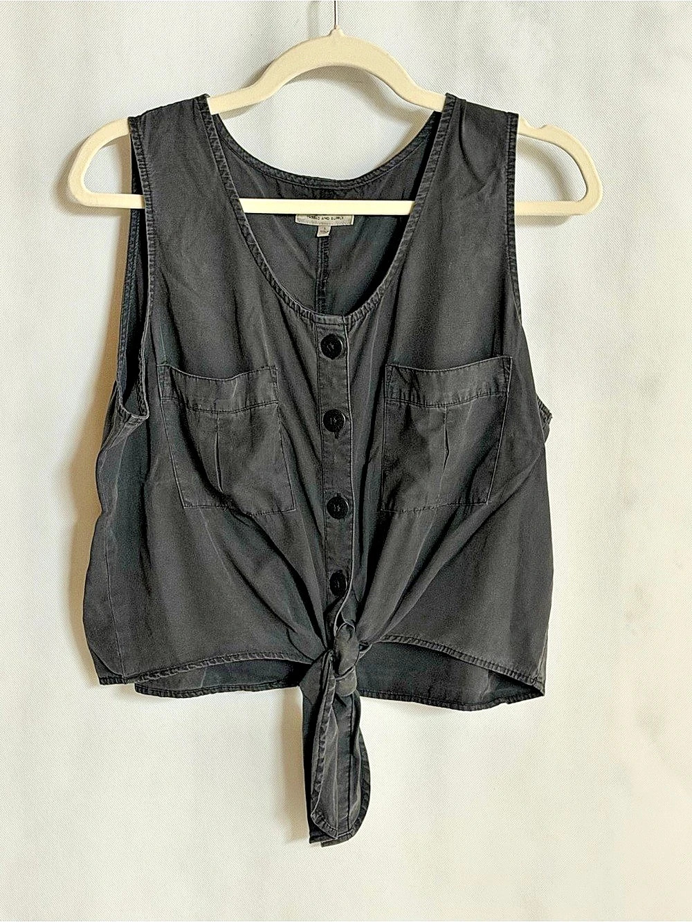 Thread & Supply Vintage Black Lyocell Linen Tie Front Button Tank Top Large